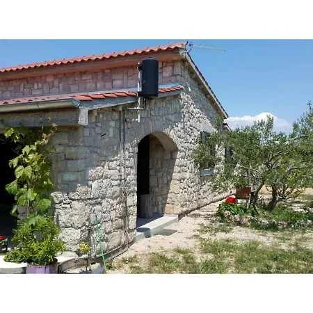 Eko House Lidija *